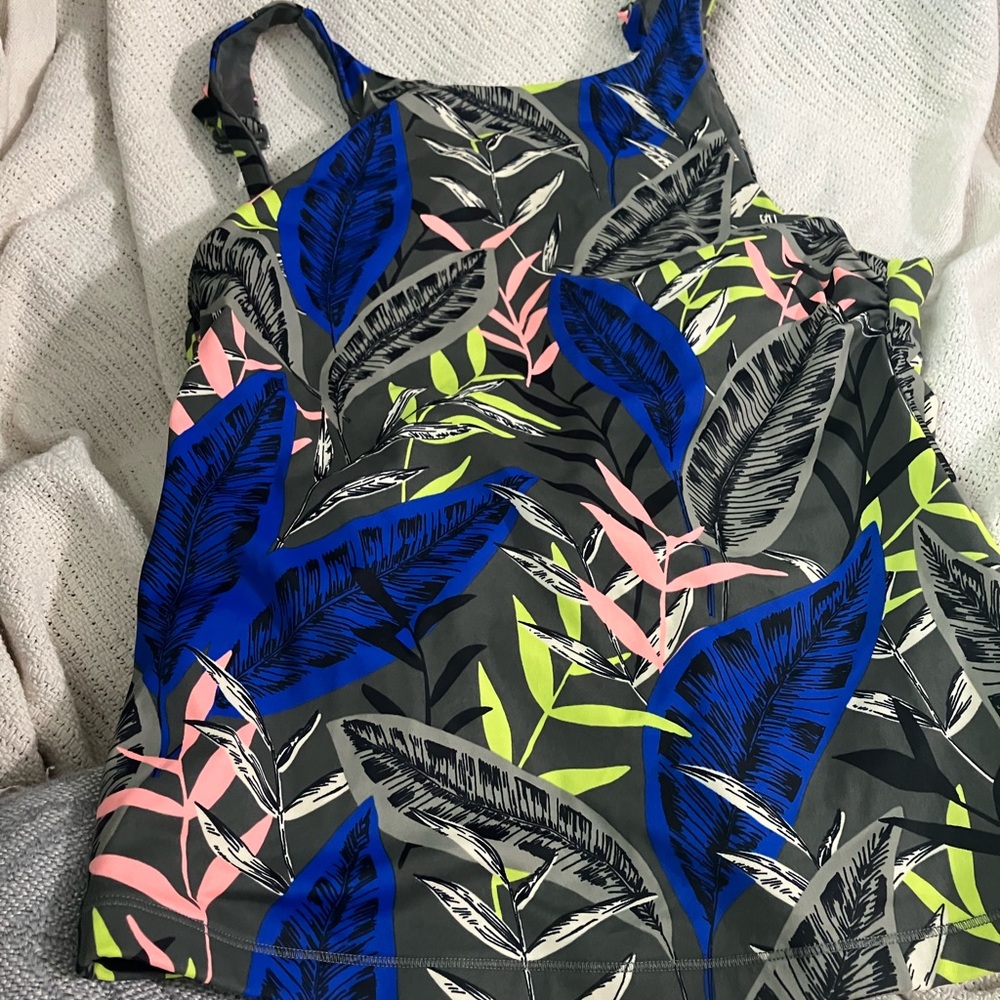 Athleta Tropical One Piece Swimsuit Size Large